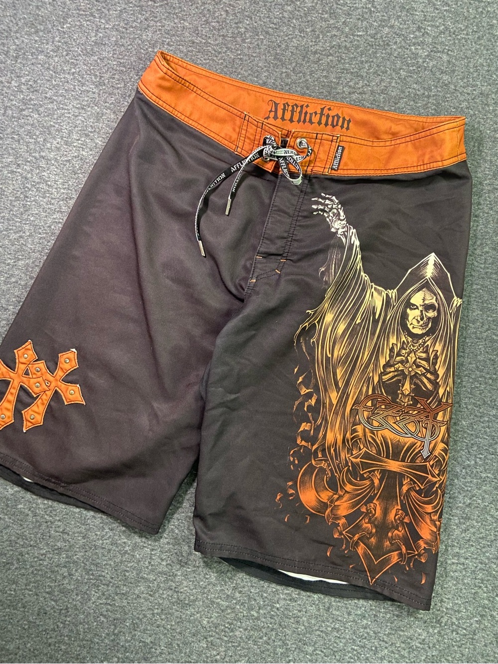 🔥 Y2K Affliction Grim Reaper Studded Cross Board Shorts Cyber Goth MMA 36